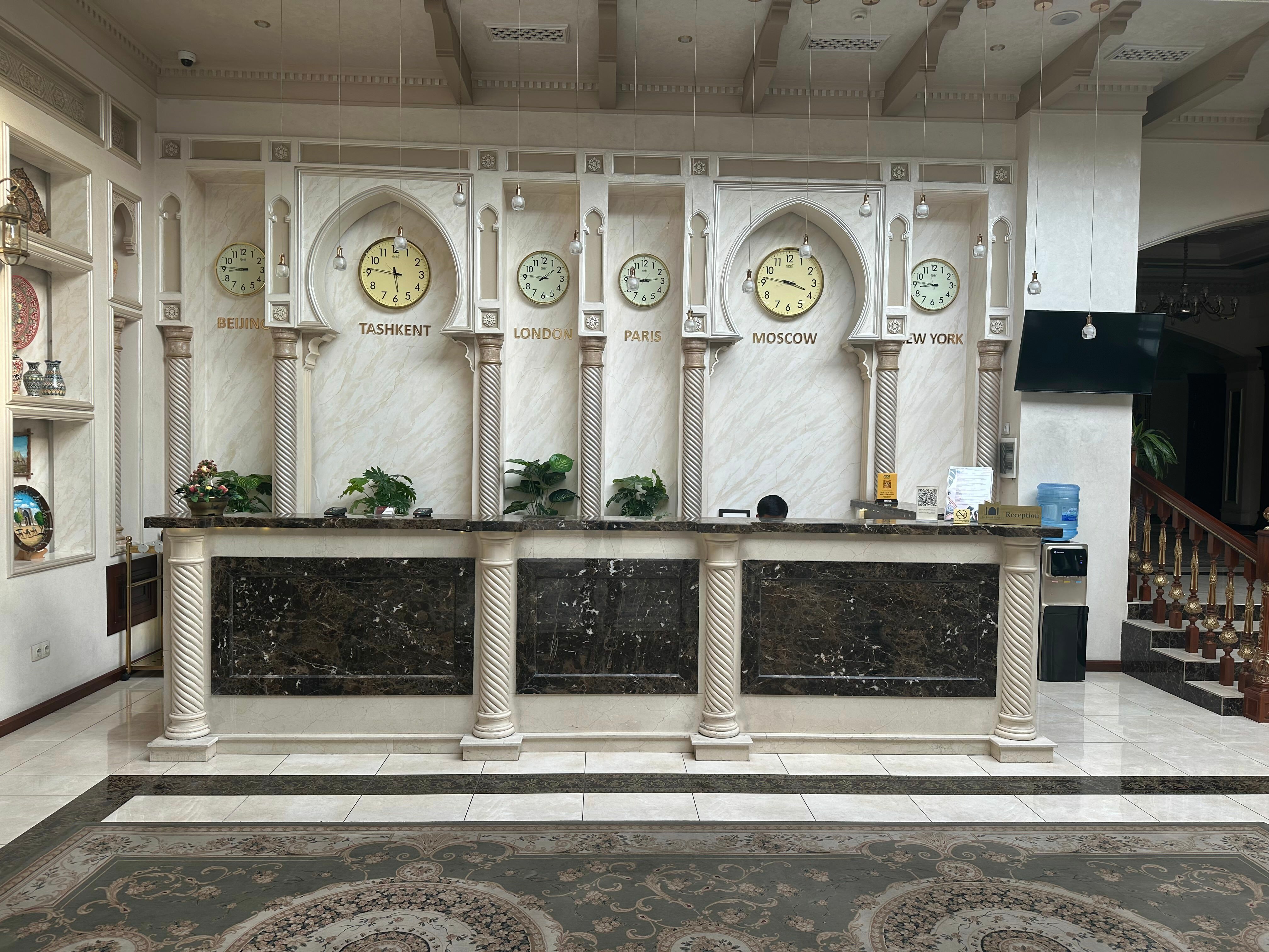 Фото Huayue Mansion Hotel