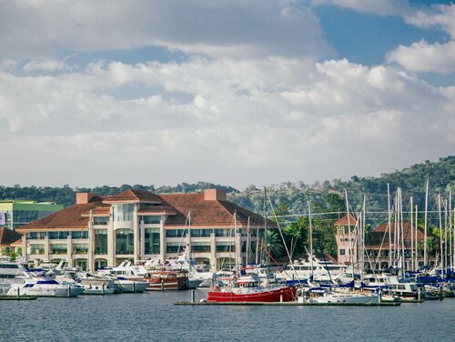 Гостиница Subic Bay Yacht Club в Олонгапо