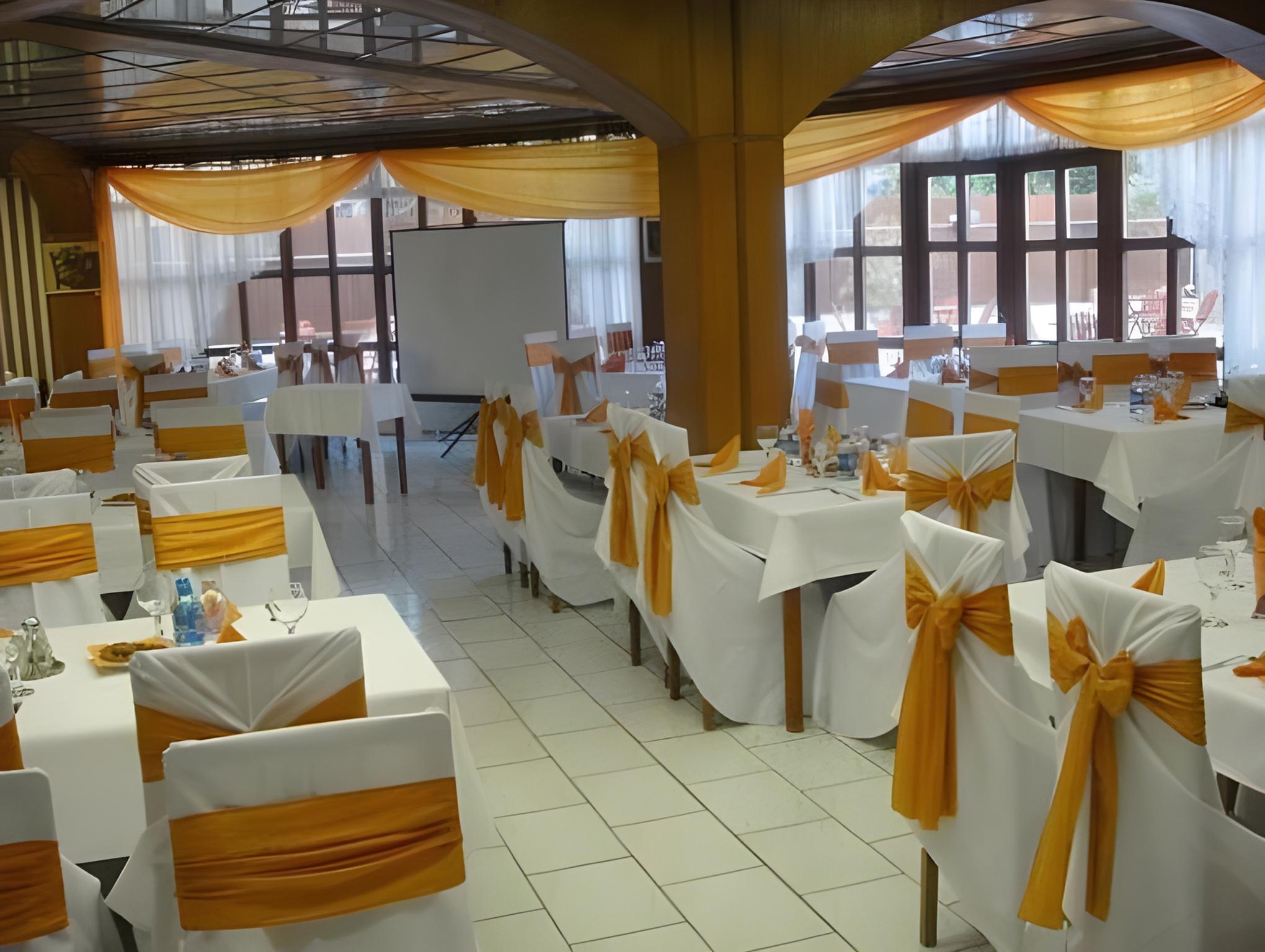 Фото Hotel Amadeus