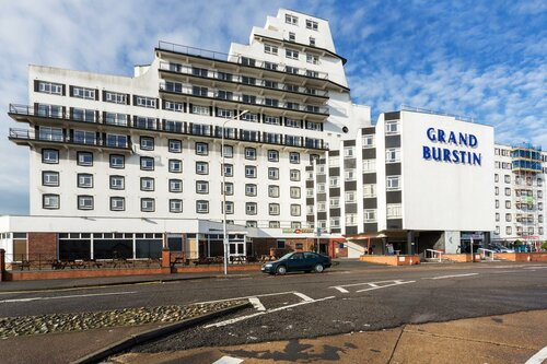 Гостиница Grand Burstin Hotel Folkestone в Фолкстоне
