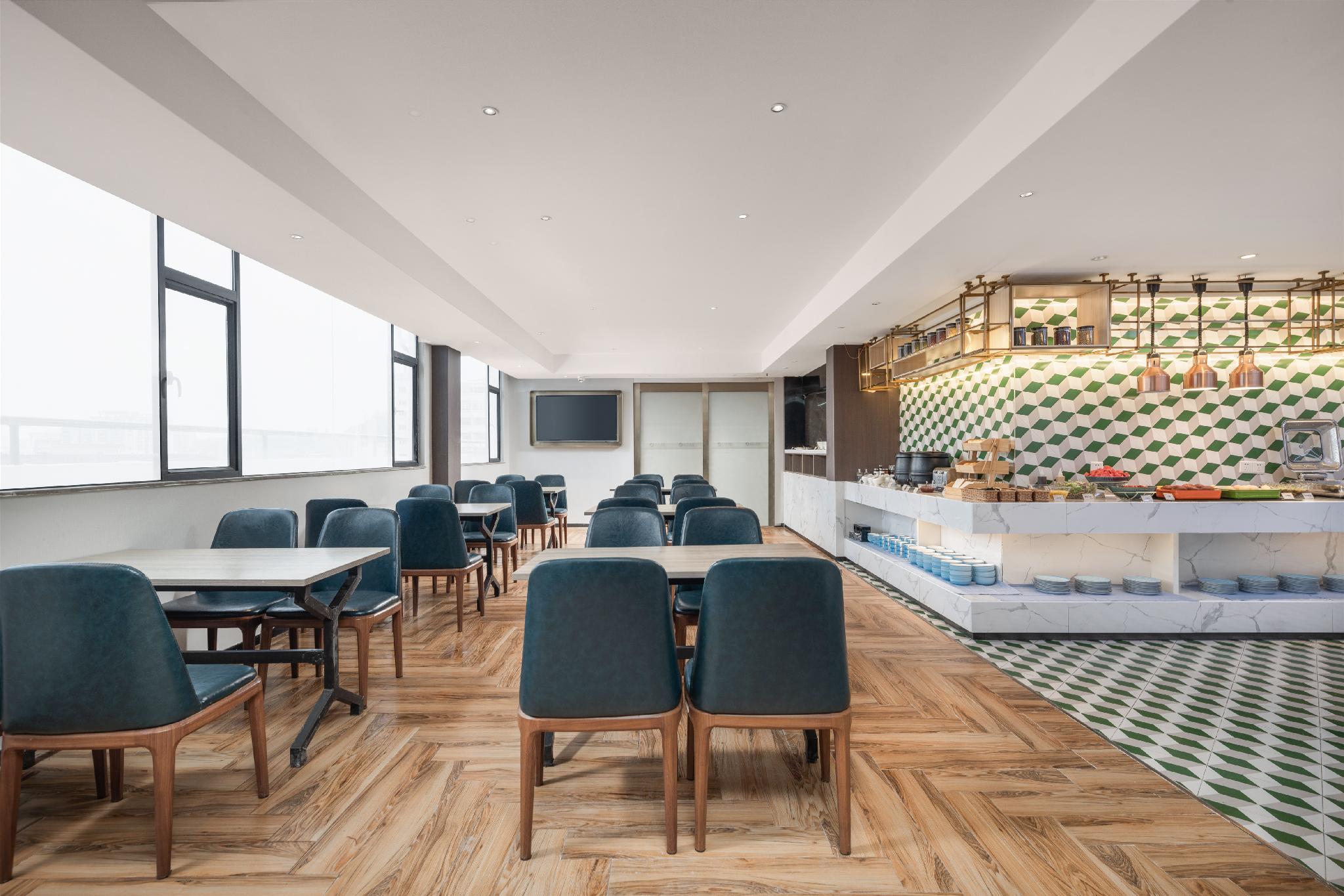 Фото Insail Hotels