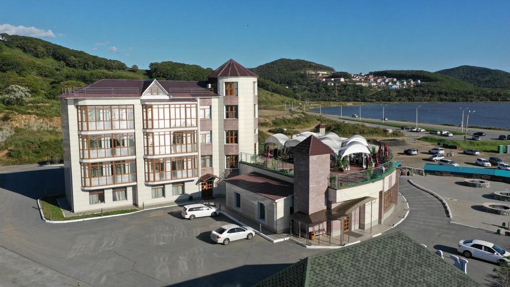 Фото отеля 2