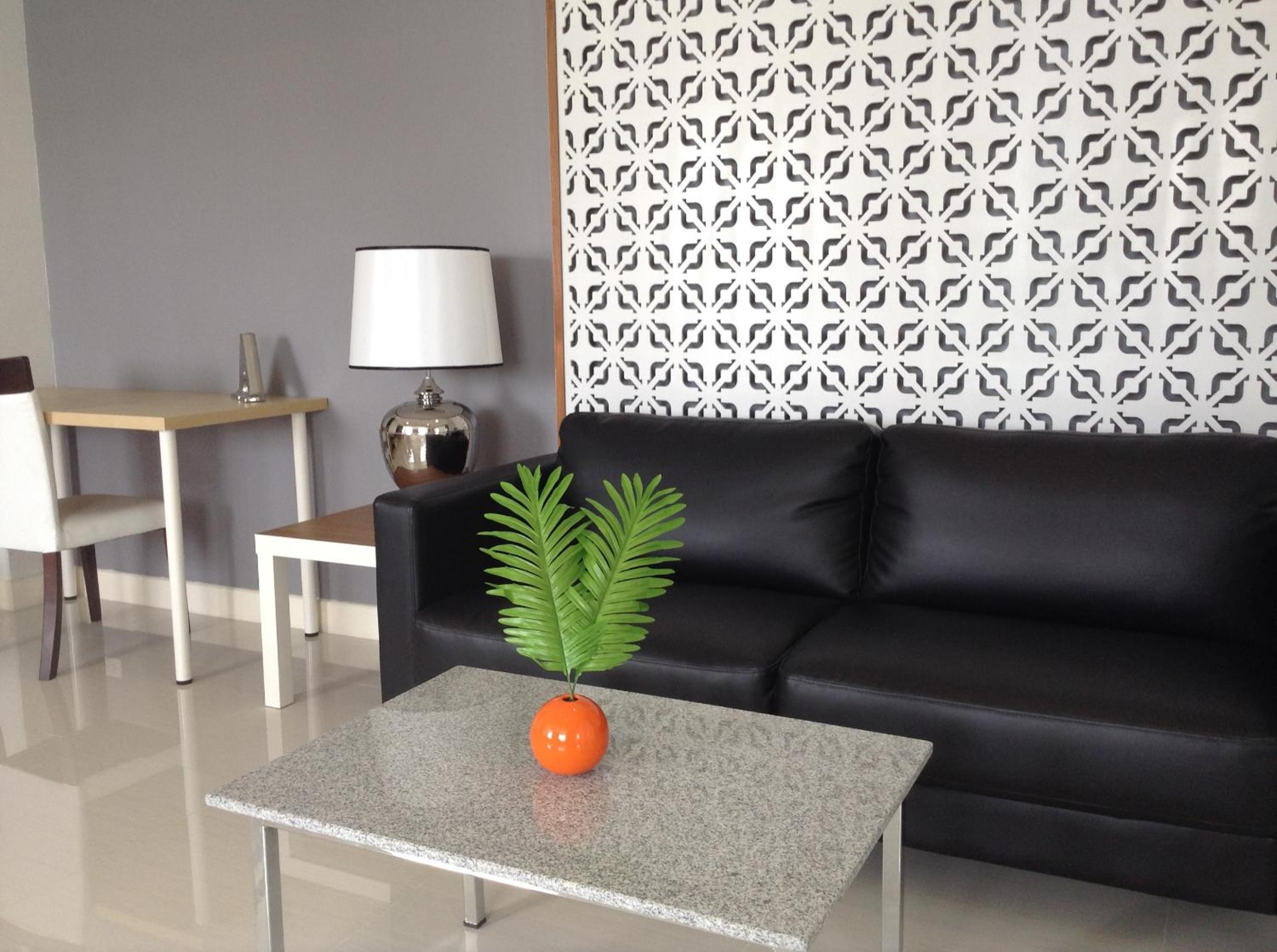 Фото Racha Residence Sri Racha