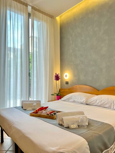 Гостиница Sara Hotel в Милане
