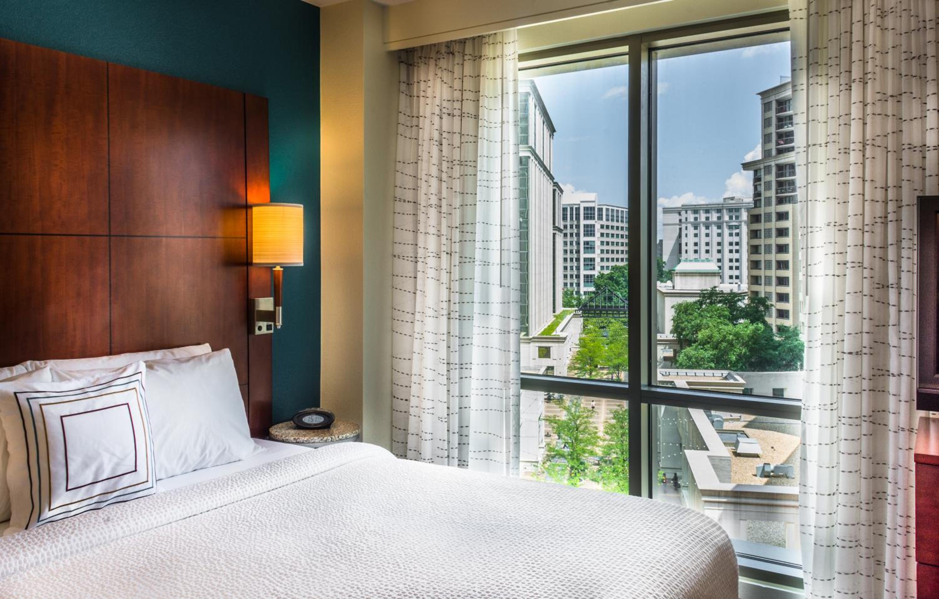 Фото Residence Inn by Marriott Arlington Courthouse