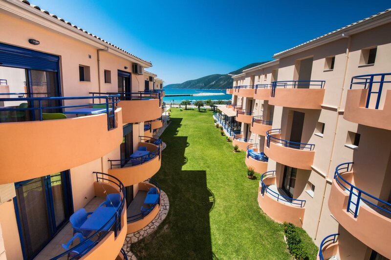 Гостиница Akroyiali Resort