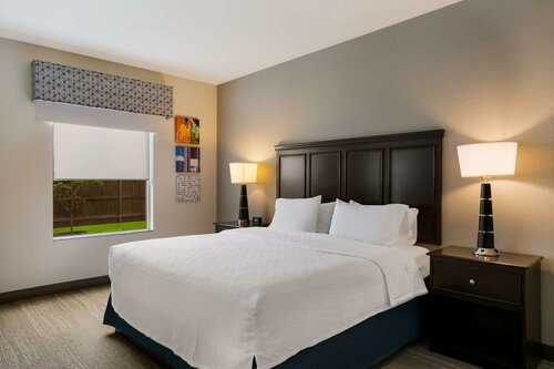 Гостиница Hampton Inn & Suites Wilmington Christiana