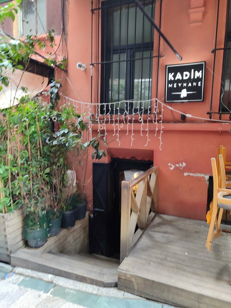 Cafe The Ancient Tavern, Istanbul, photo