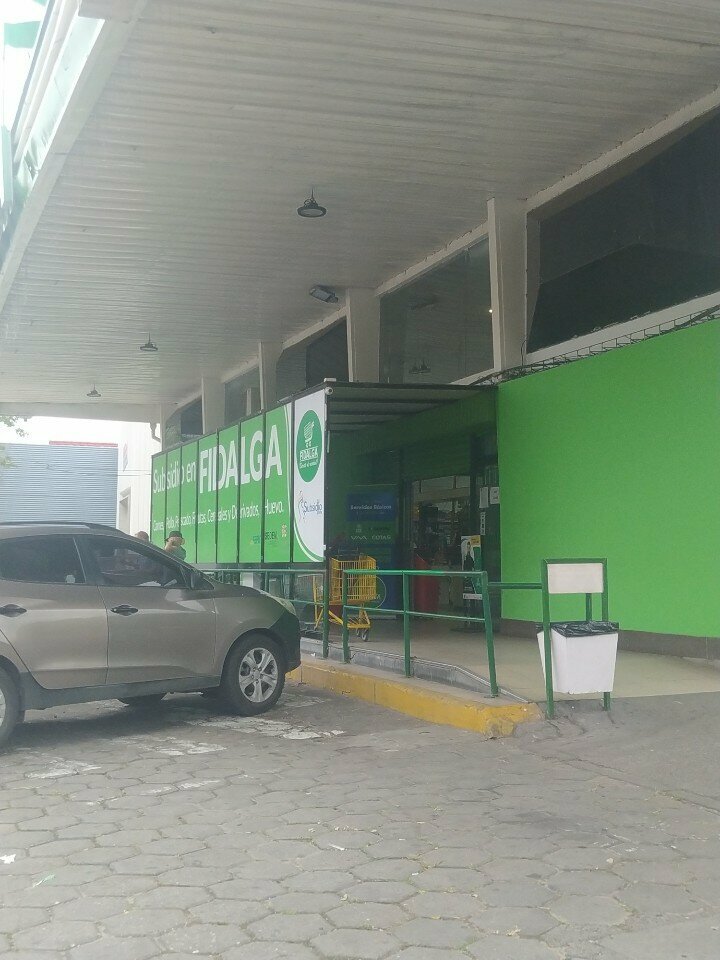 Supermarket Fidalga, Santa Cruz de la Sierra, photo