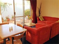 Фото Ann's Volcanic Rotorua Motel and Serviced Apartments