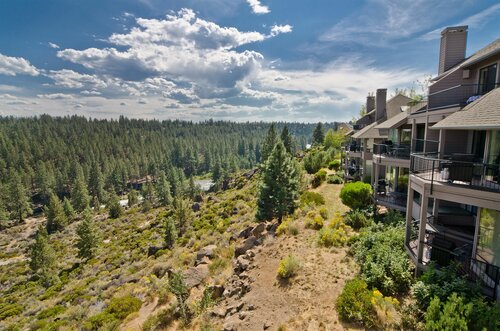 Гостиница Mount Bachelor Village Resort