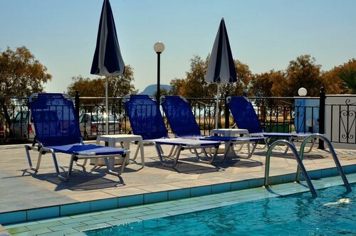 Гостиница Andreolas Beach Hotel
