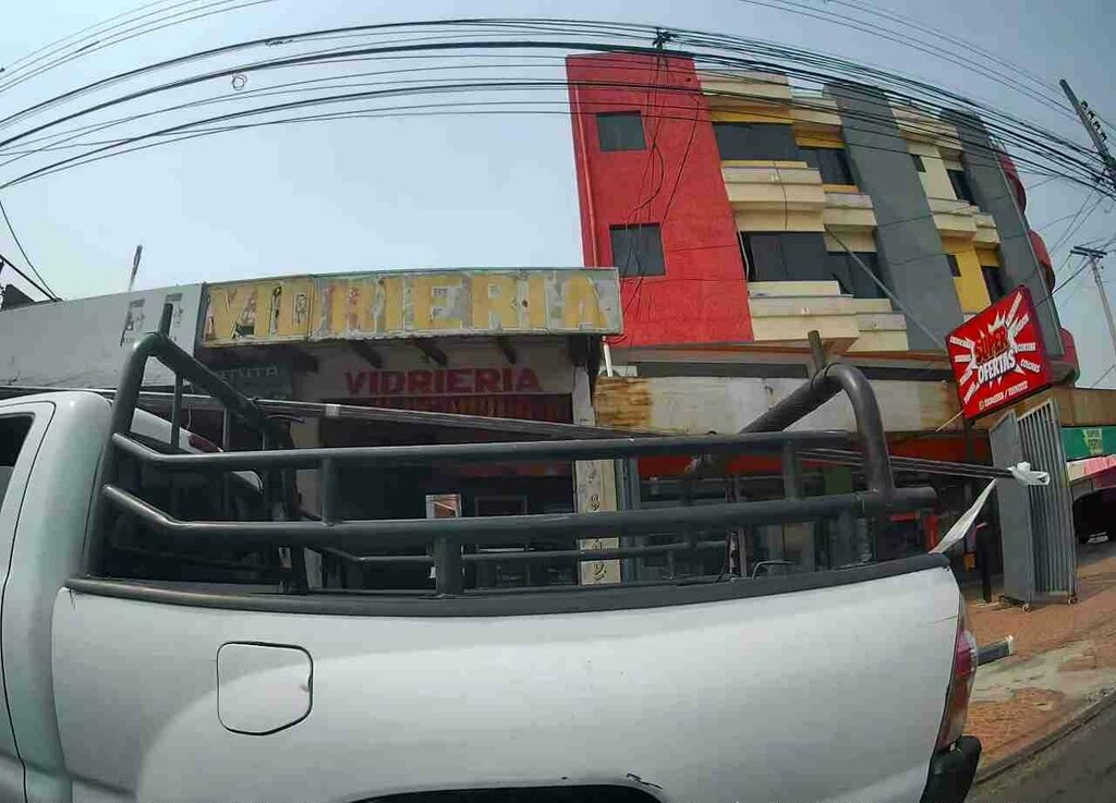 Glass, glass products Alucarvi, Santa Cruz de la Sierra, photo