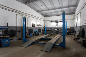 Car service, auto repair U Orla, Molodcheno, photo