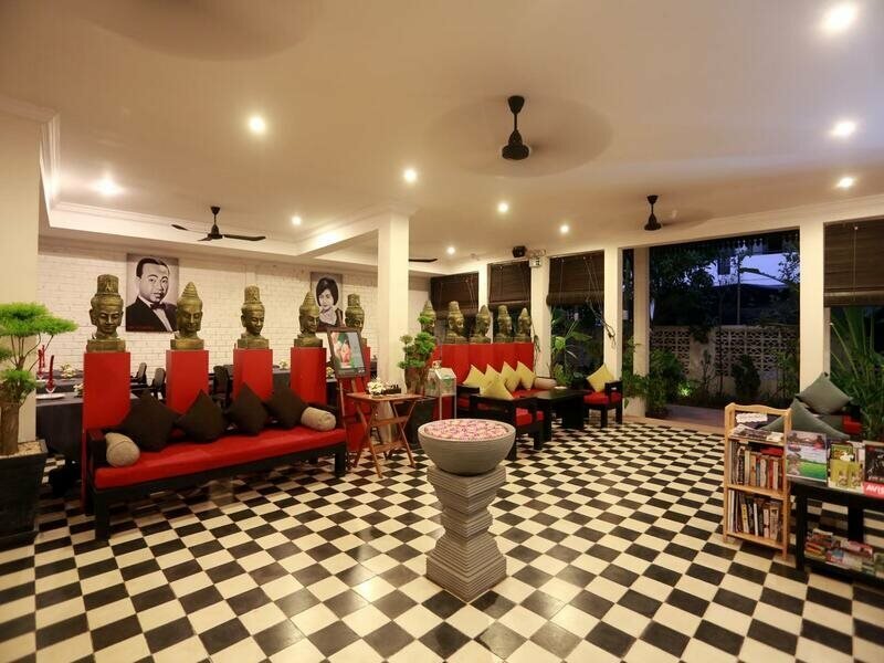 Фото отеля 2