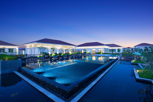 Гостиница Parkroyal Nay Pyi Taw в Нейпьидо