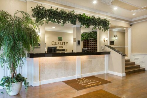 Гостиница Quality Inn Massena
