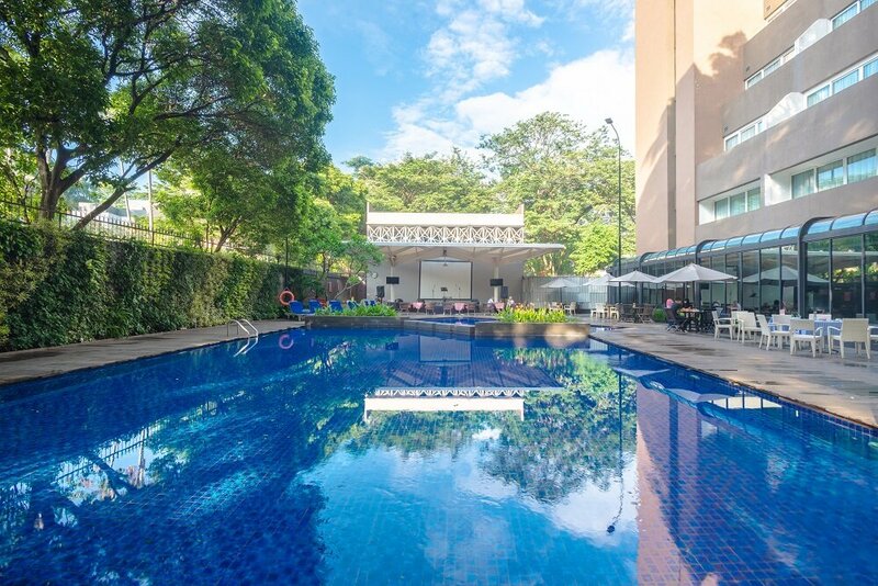 Гостиница Swiss-Belhotel Pondok Indah в Джакарте