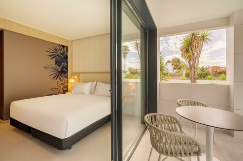 Гостиница Eurostars Oasis Marbella