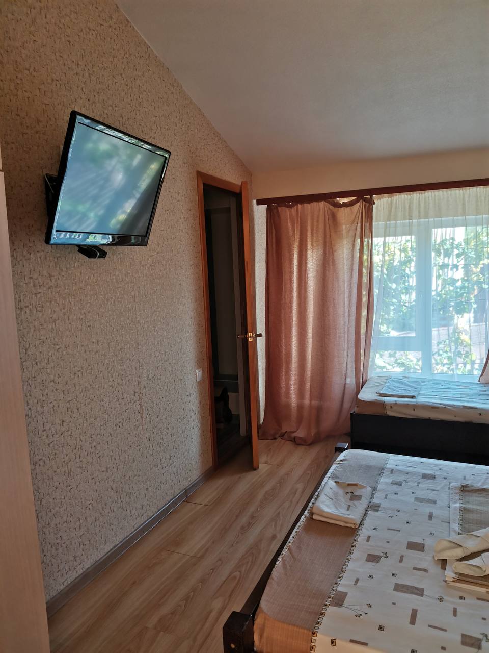 Фото Гостевой дом Молодёжный