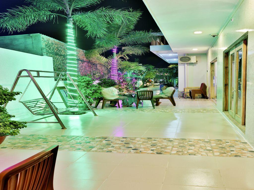 Фото Halona Hotel