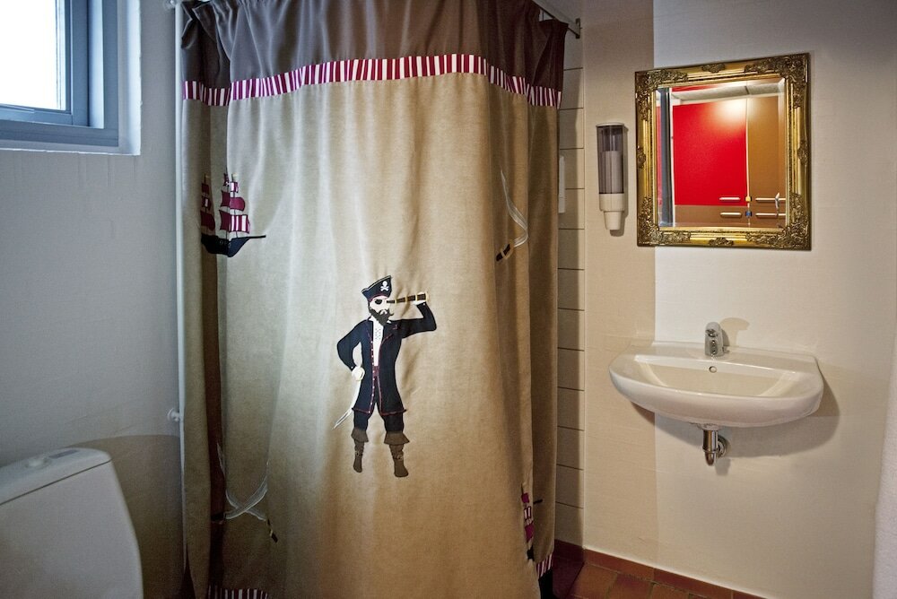 Фото Legoland Wilderness Barrels & Cabins