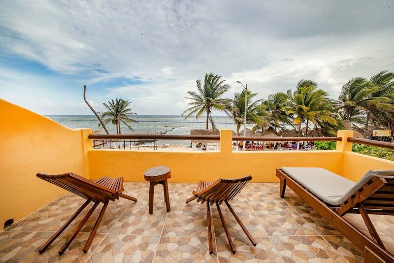 Гостиница Maha Sand Suites Hostel &Amp; Hotel