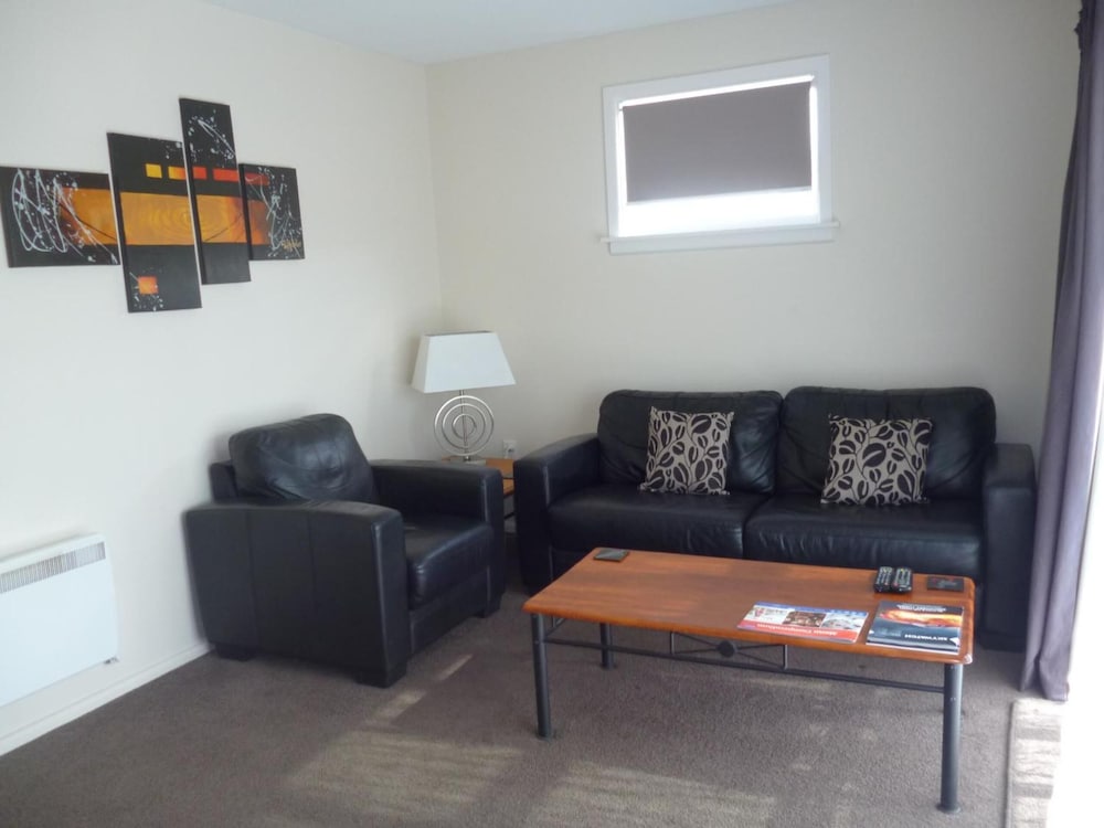 Фото Cashel Court Motel