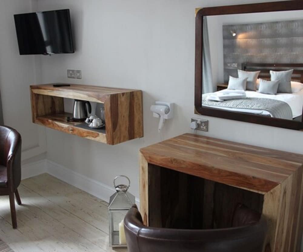 Фото Leaside Hotel