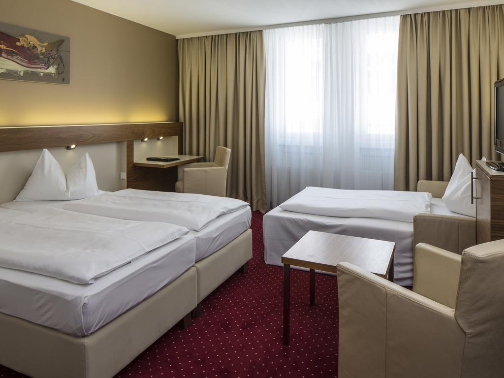 Фото отеля 3