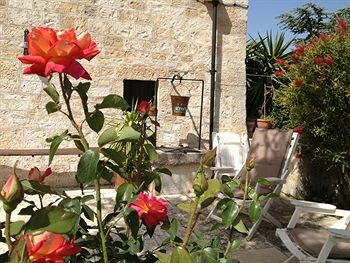 Фото Trulli Colarossa