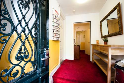 Фото Amsterdam Inn Hotel