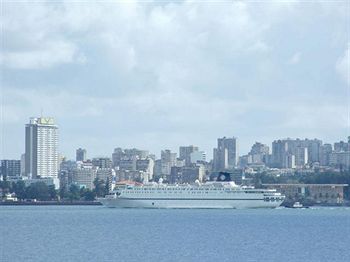 Фото Catembe Gallery Hotel