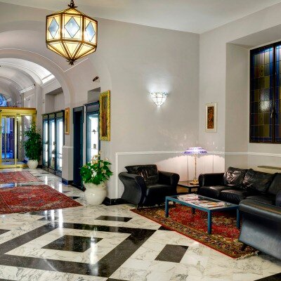 Фото отеля 2