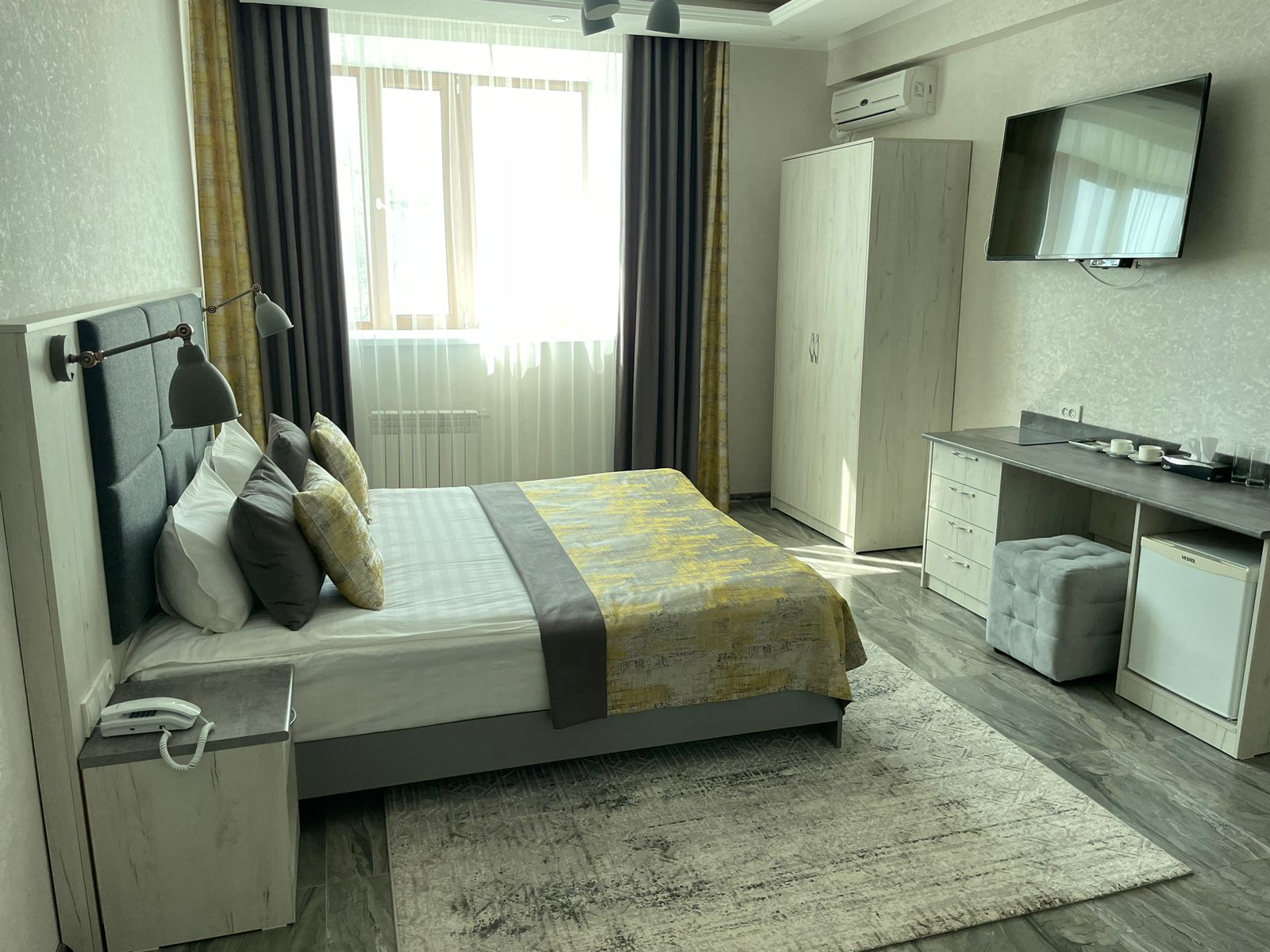 Фото Altyn Adam Hotel