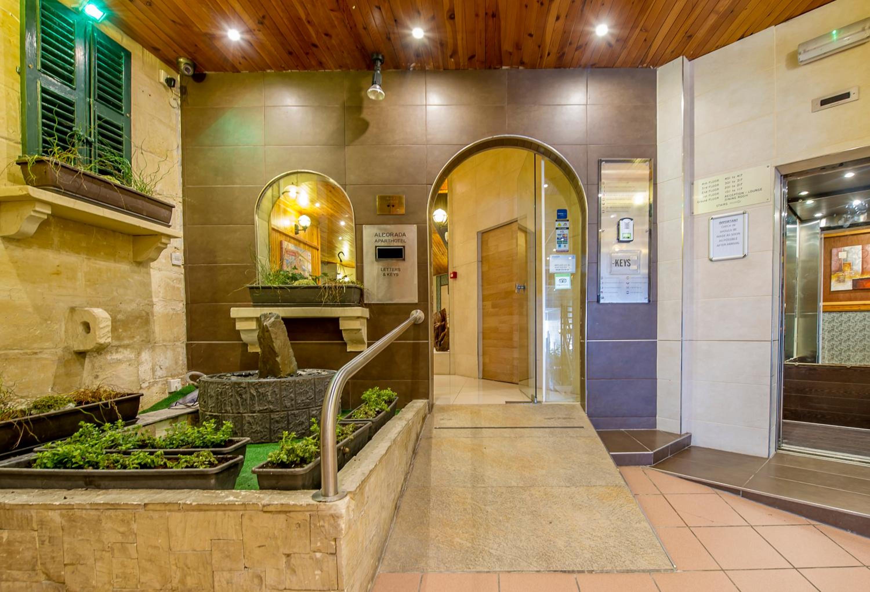 Фото Alborada Aparthotel