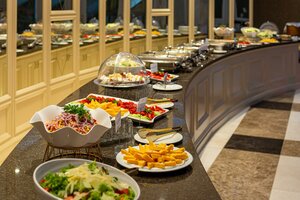 Гостиница Astoria Grand Hotel
