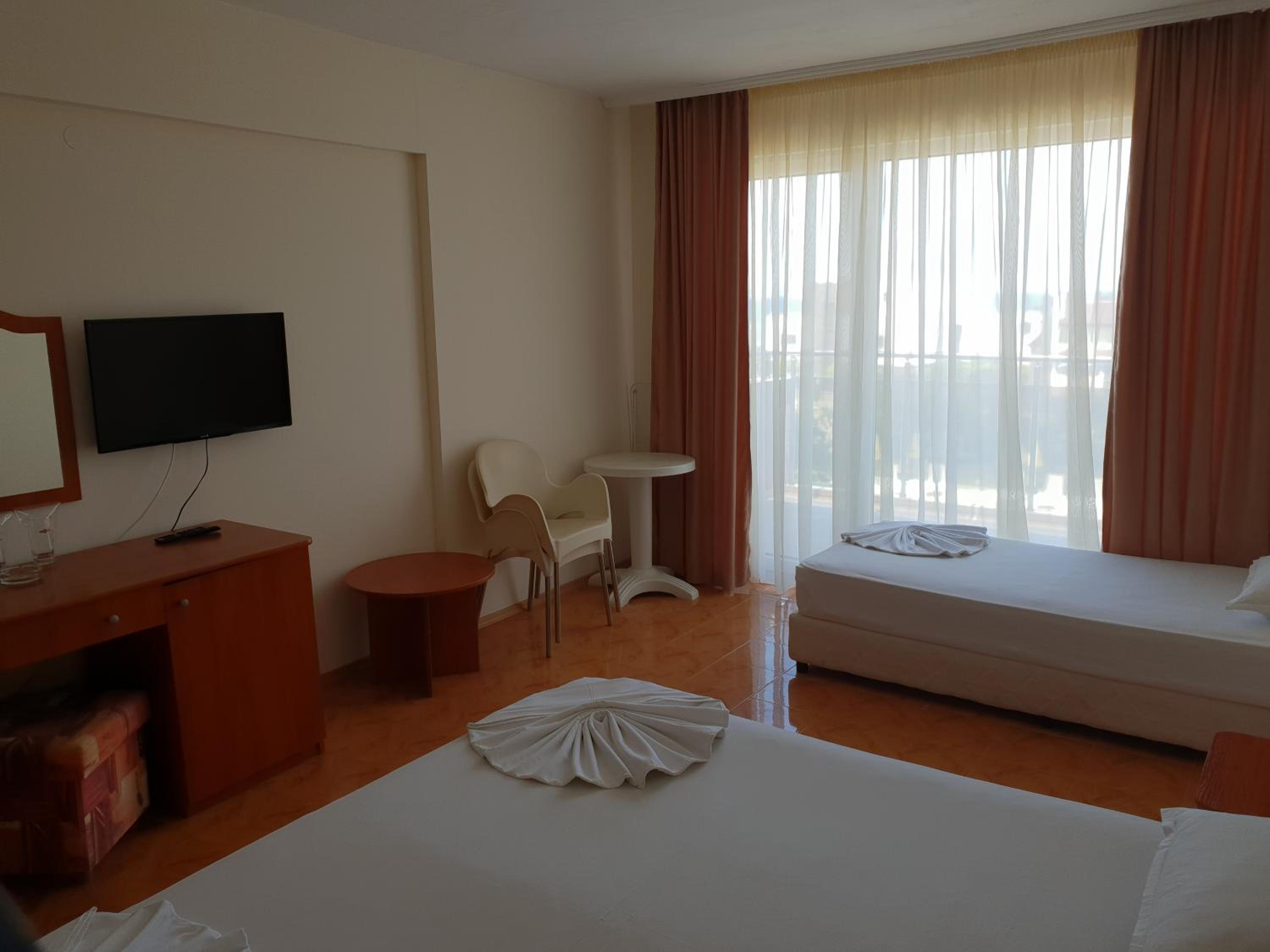 Фото Hotel Sunny