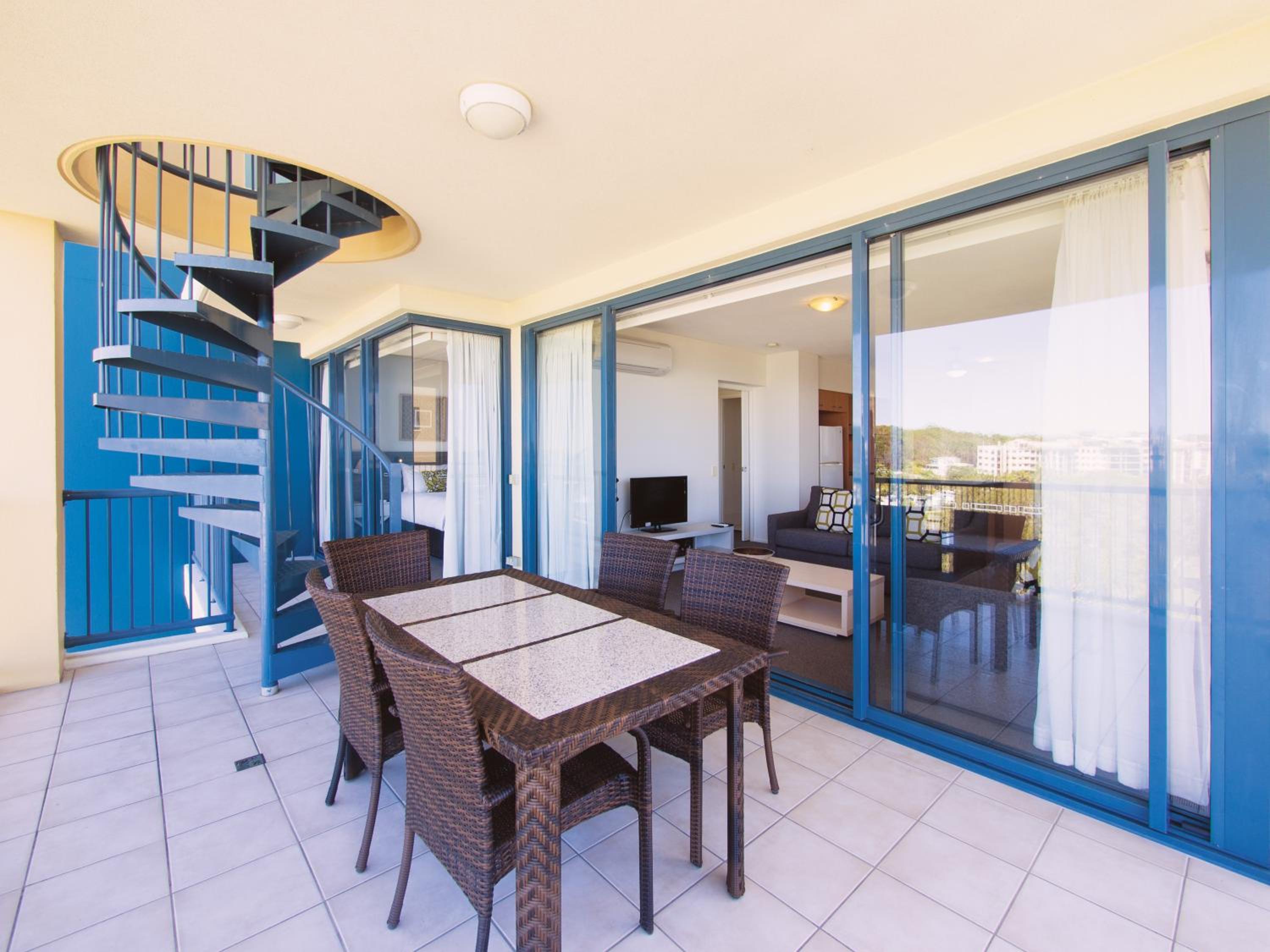 Фото Oaks Sunshine Coast Seaforth Resort