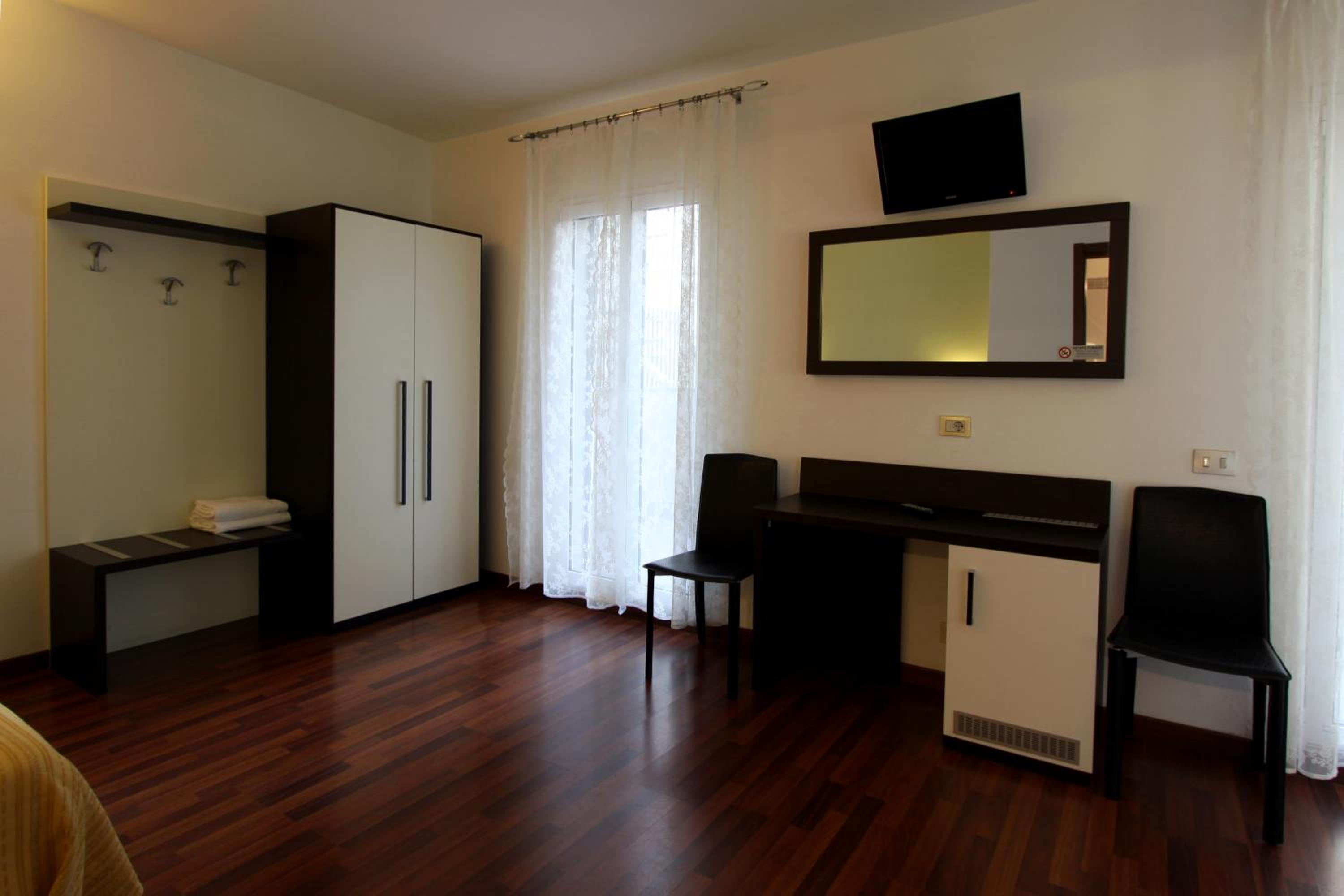 Фото Lux Hotel Durante