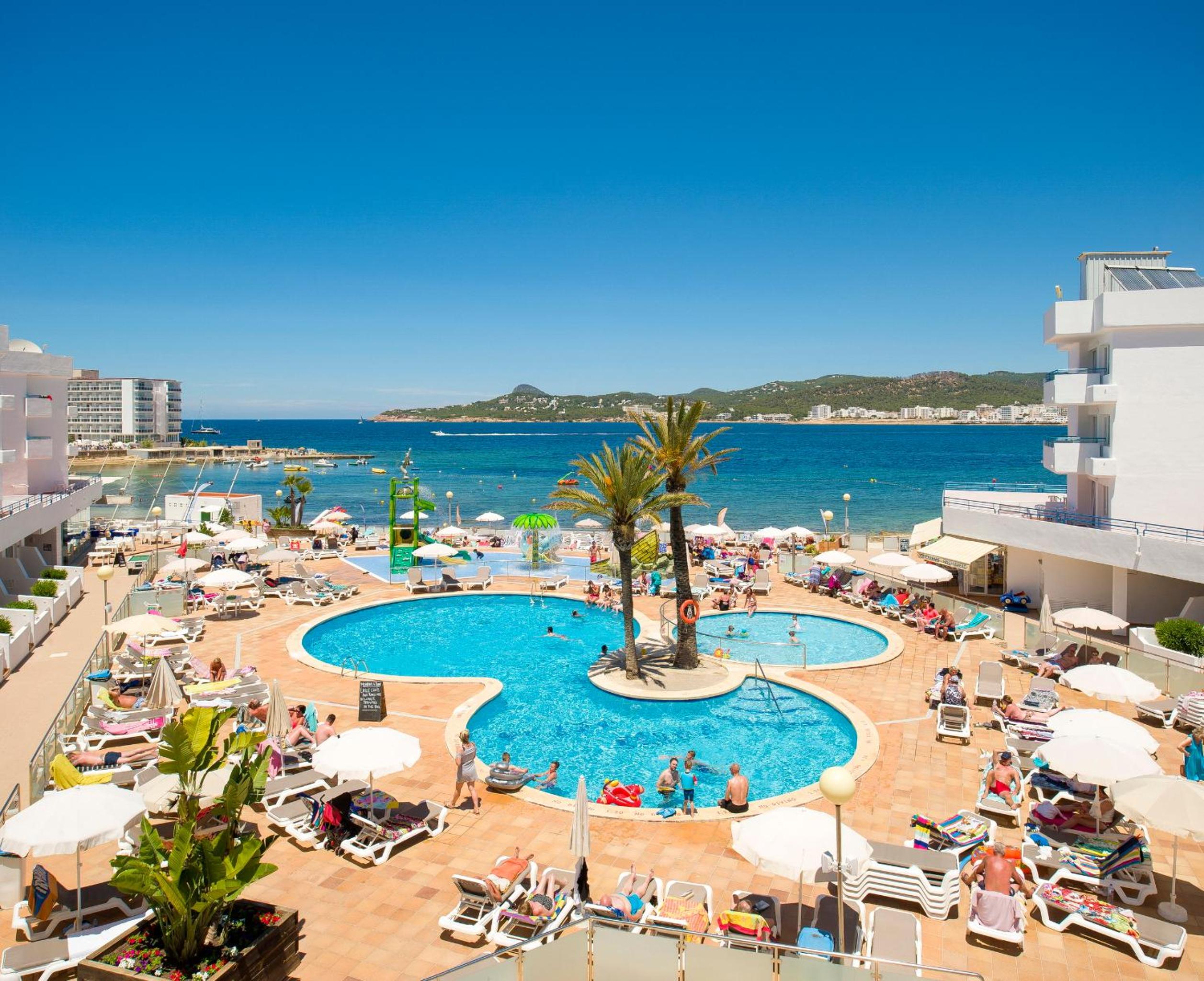 Фото Playa Bella Beach Apartments