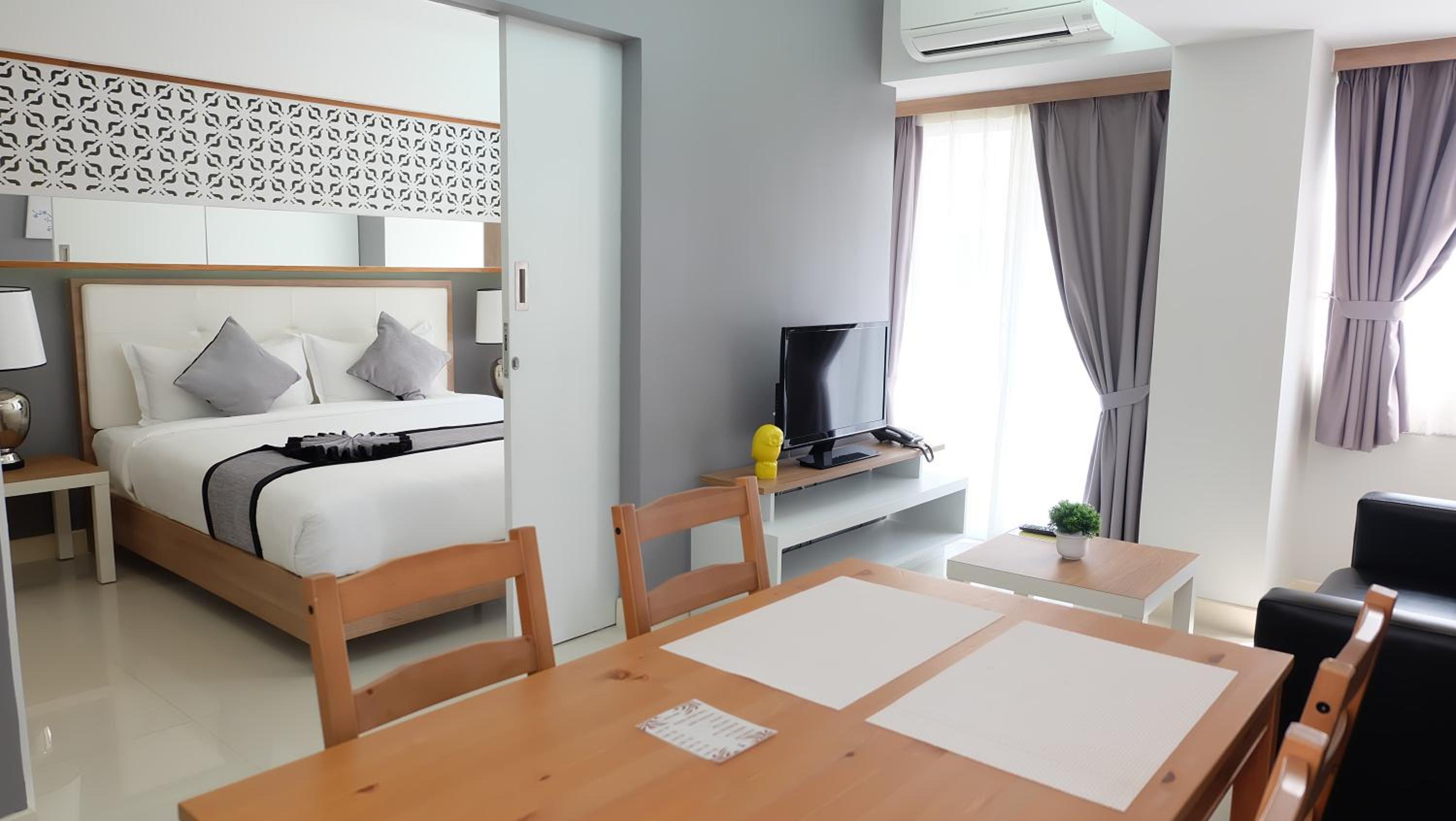 Фото Racha Residence Sri Racha