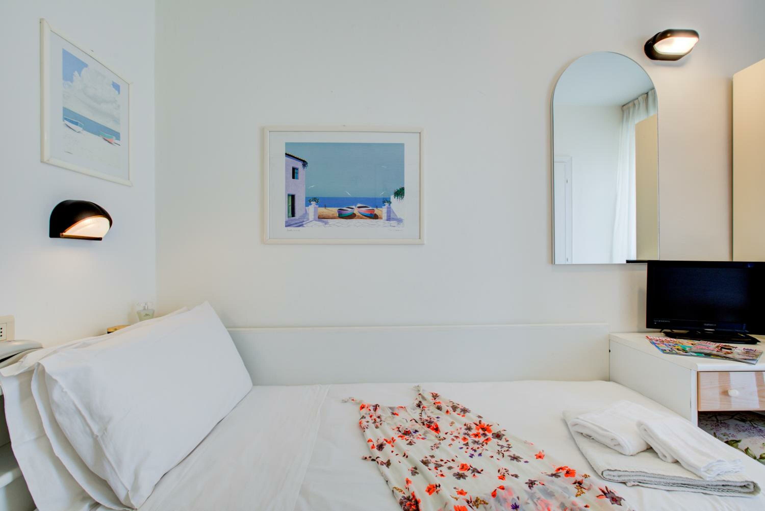 Фото Hotel Christian