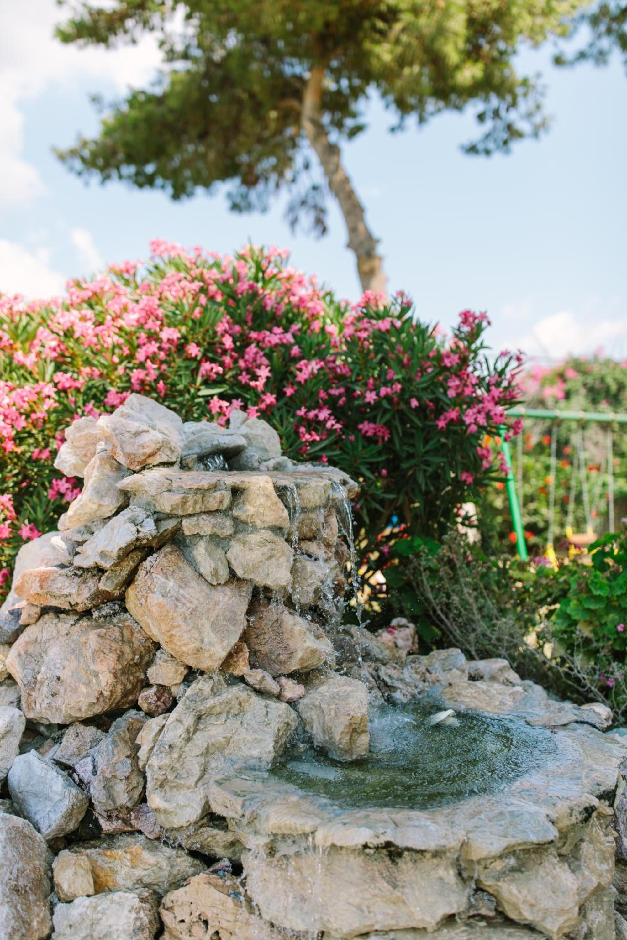 Фото Ampavris Family Apartments