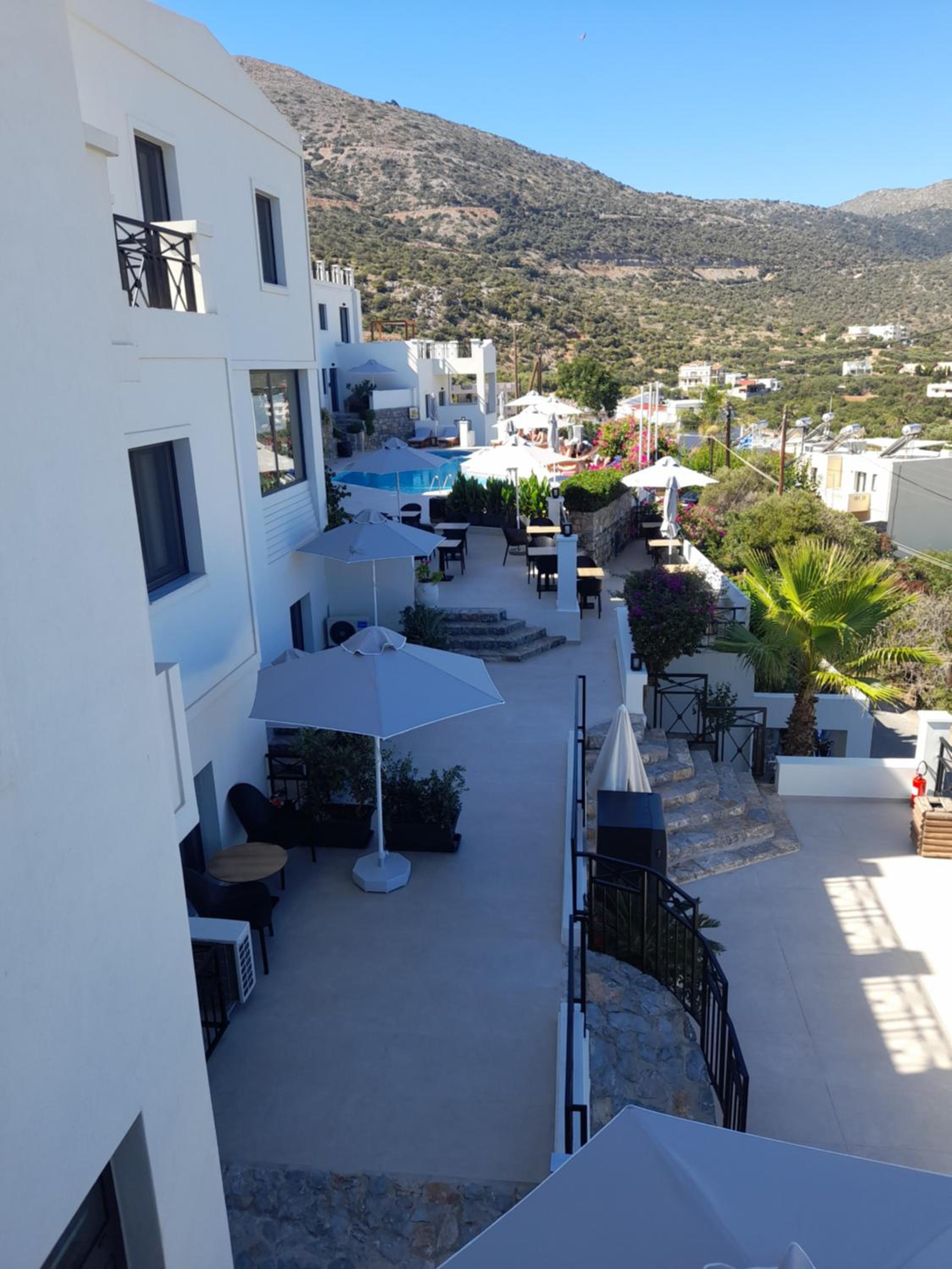 Фото Minois Boutique Hotel 