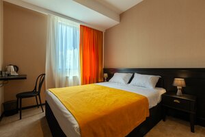 Hotel Solomon (Khakhanashvili street, 10), hotel