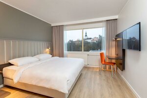 Гостиница Park Inn by Radisson Meriton Conference & SPA Hotel Tallinn