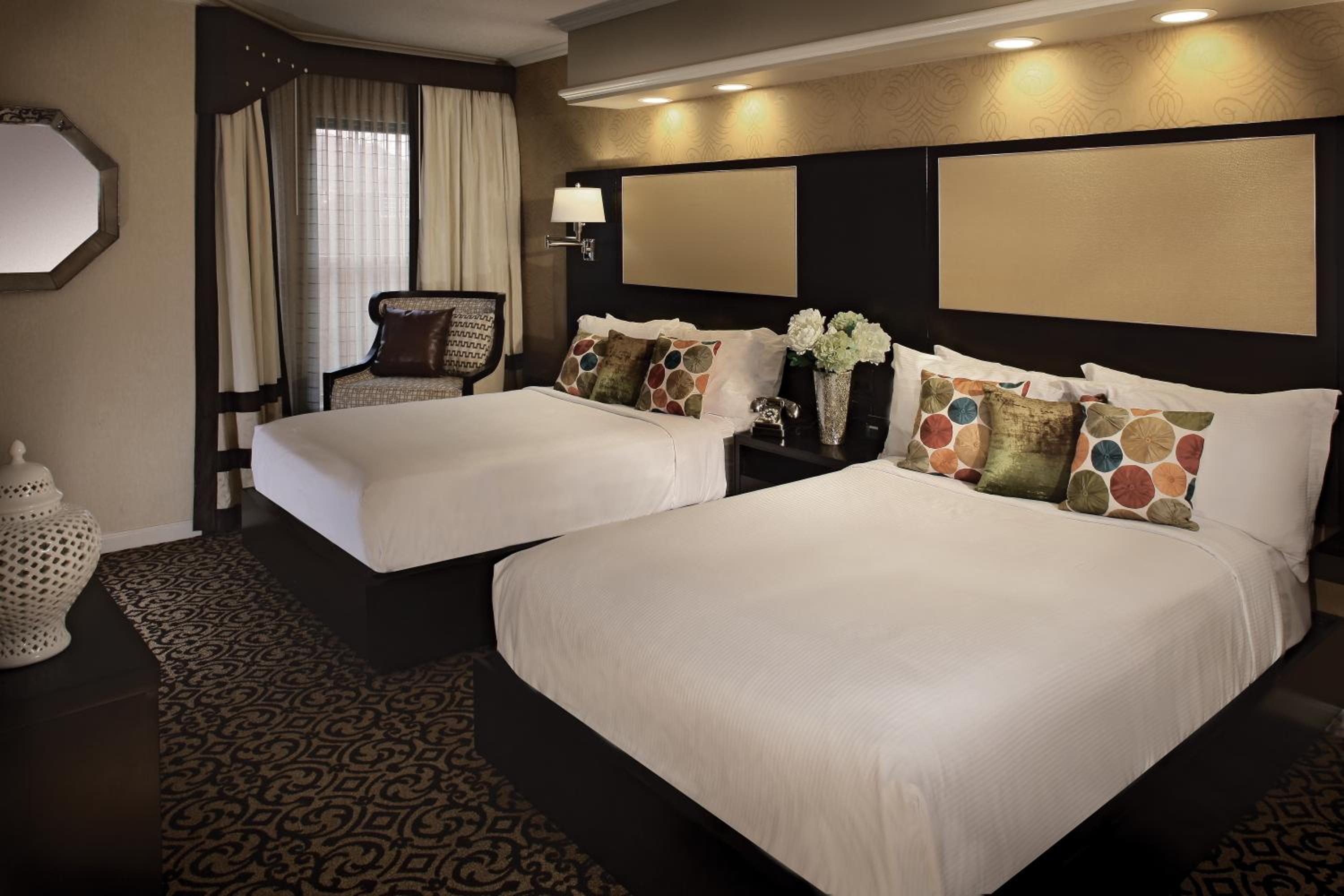 Фото The Inn At Fox Hollow Hotel