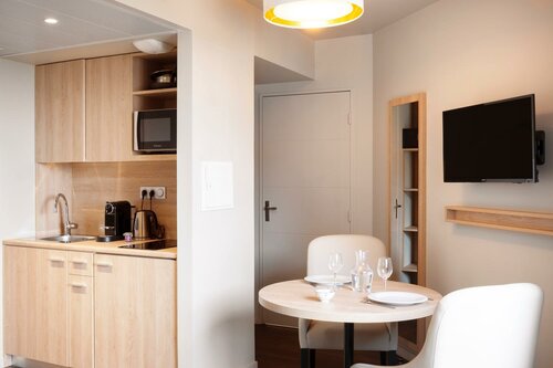 Гостиница Residhome Paris Clamart в Кламаре