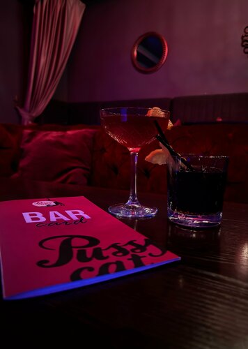 Ескі порно кремді бейнелер